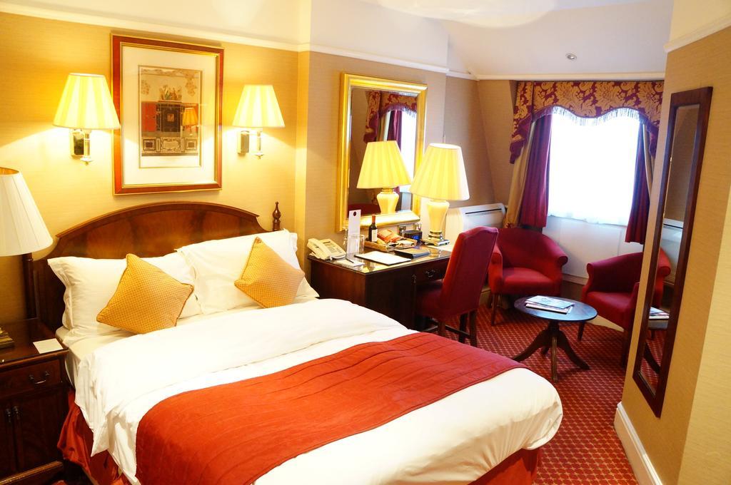 Club Double or Twin Room