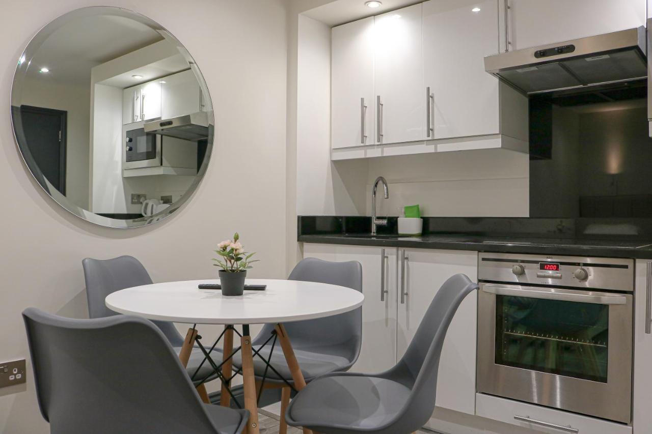 One-Bedroom Apartment (4 Adults)