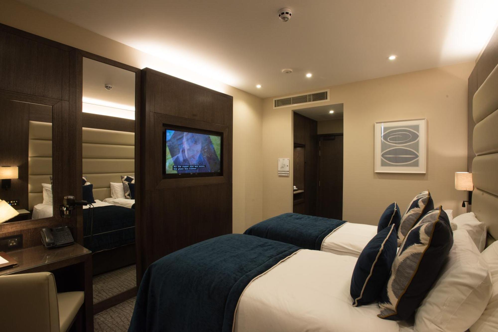 Superior Twin Room,1215417202:JPEG