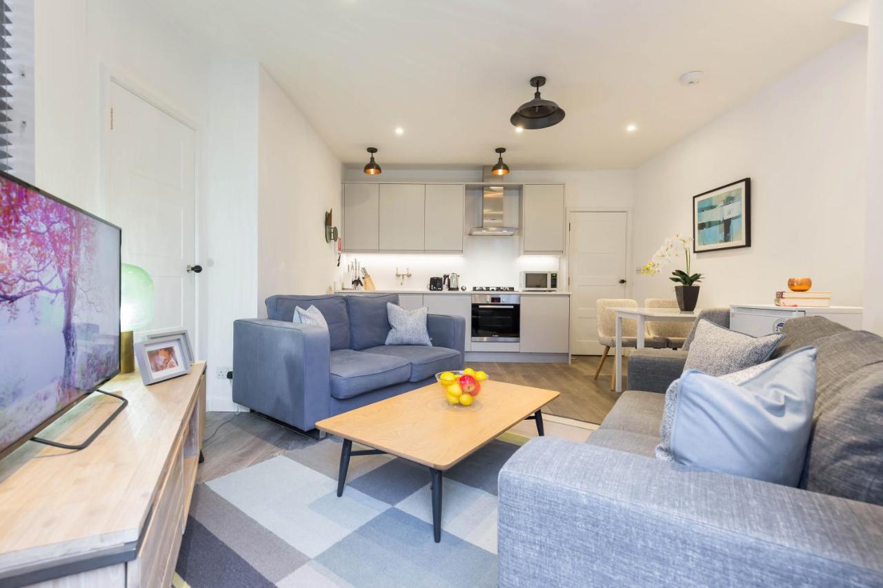 Two Bedroom Apartment with Terrace