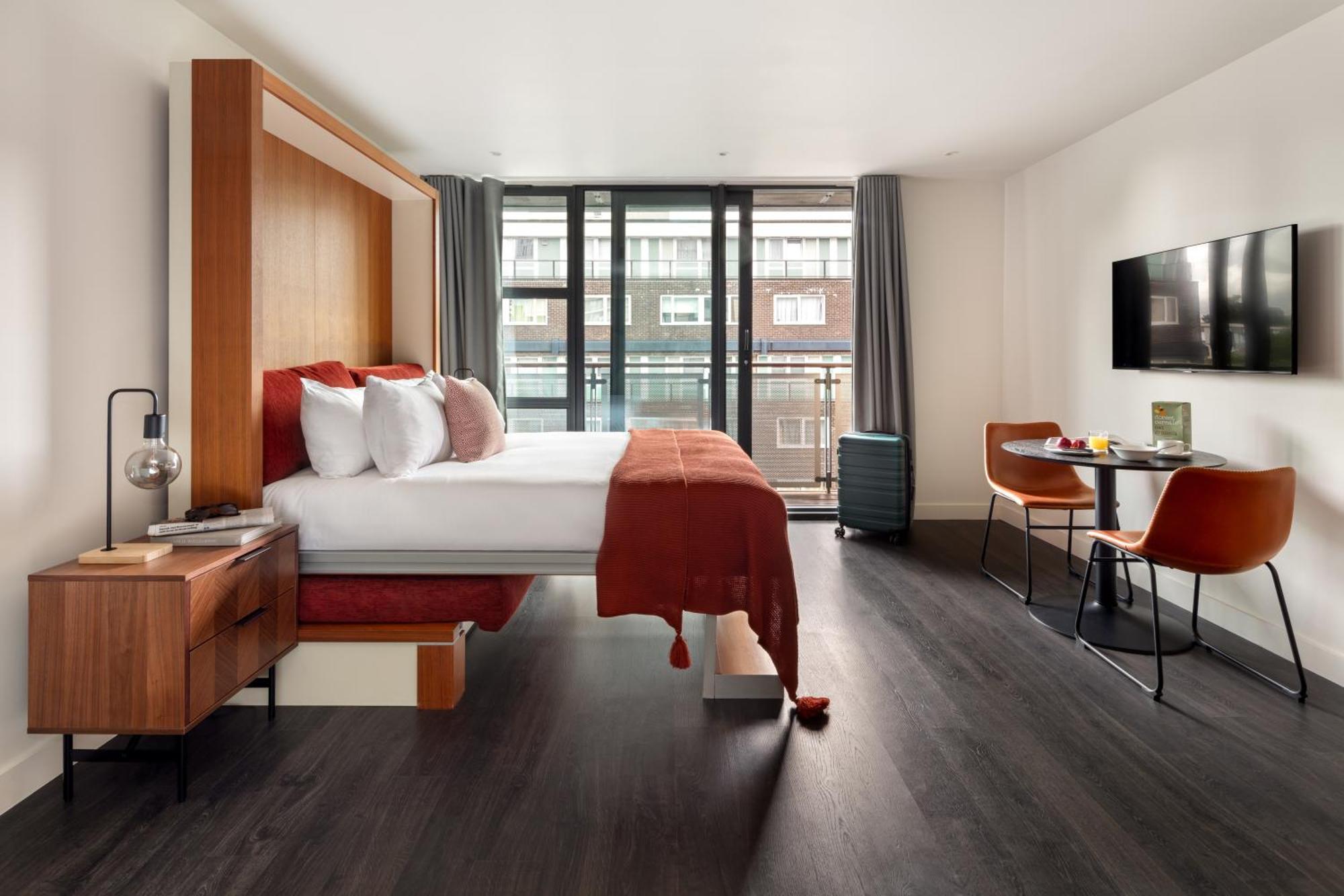 Studio Apartment