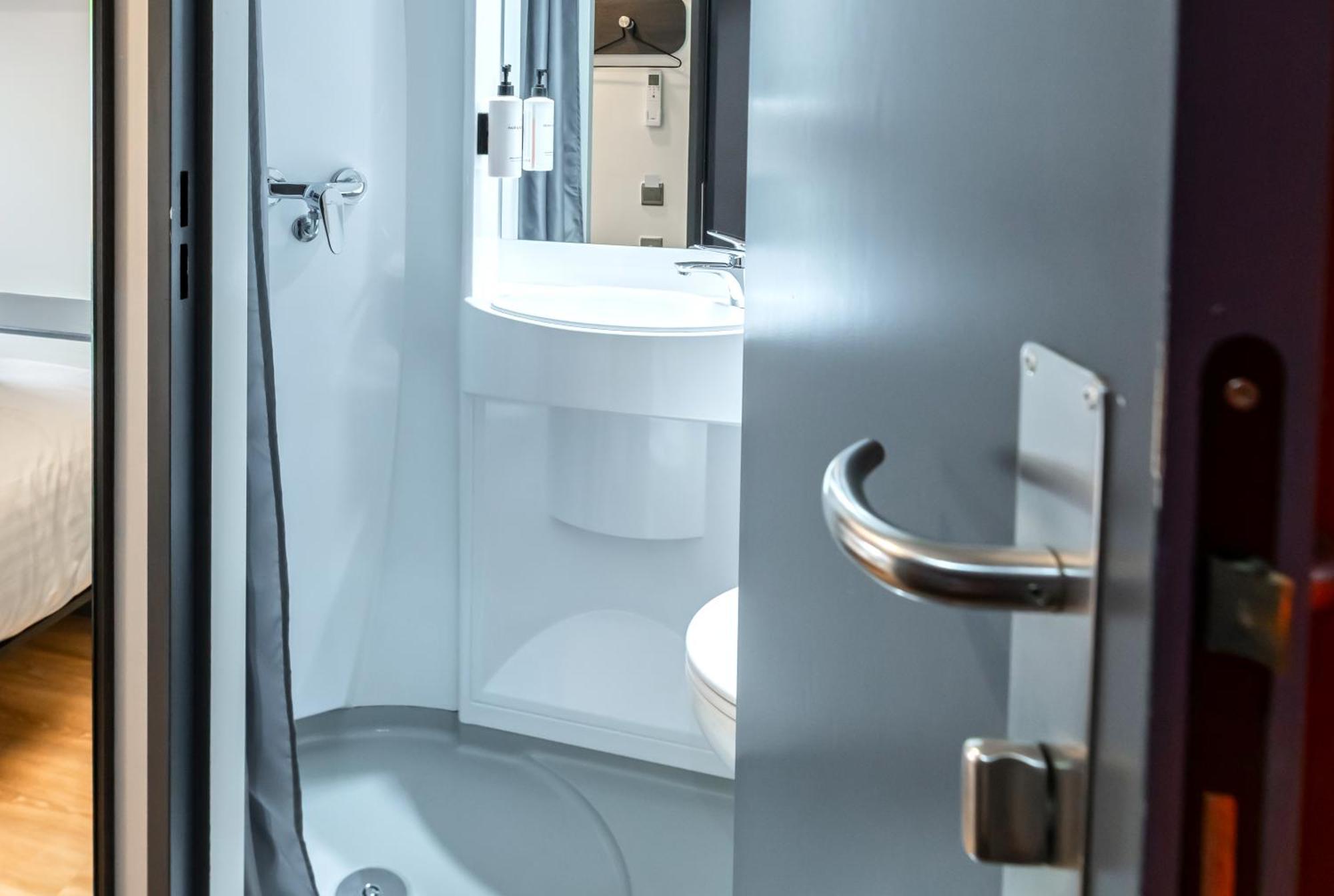 Economy Double Room without Window