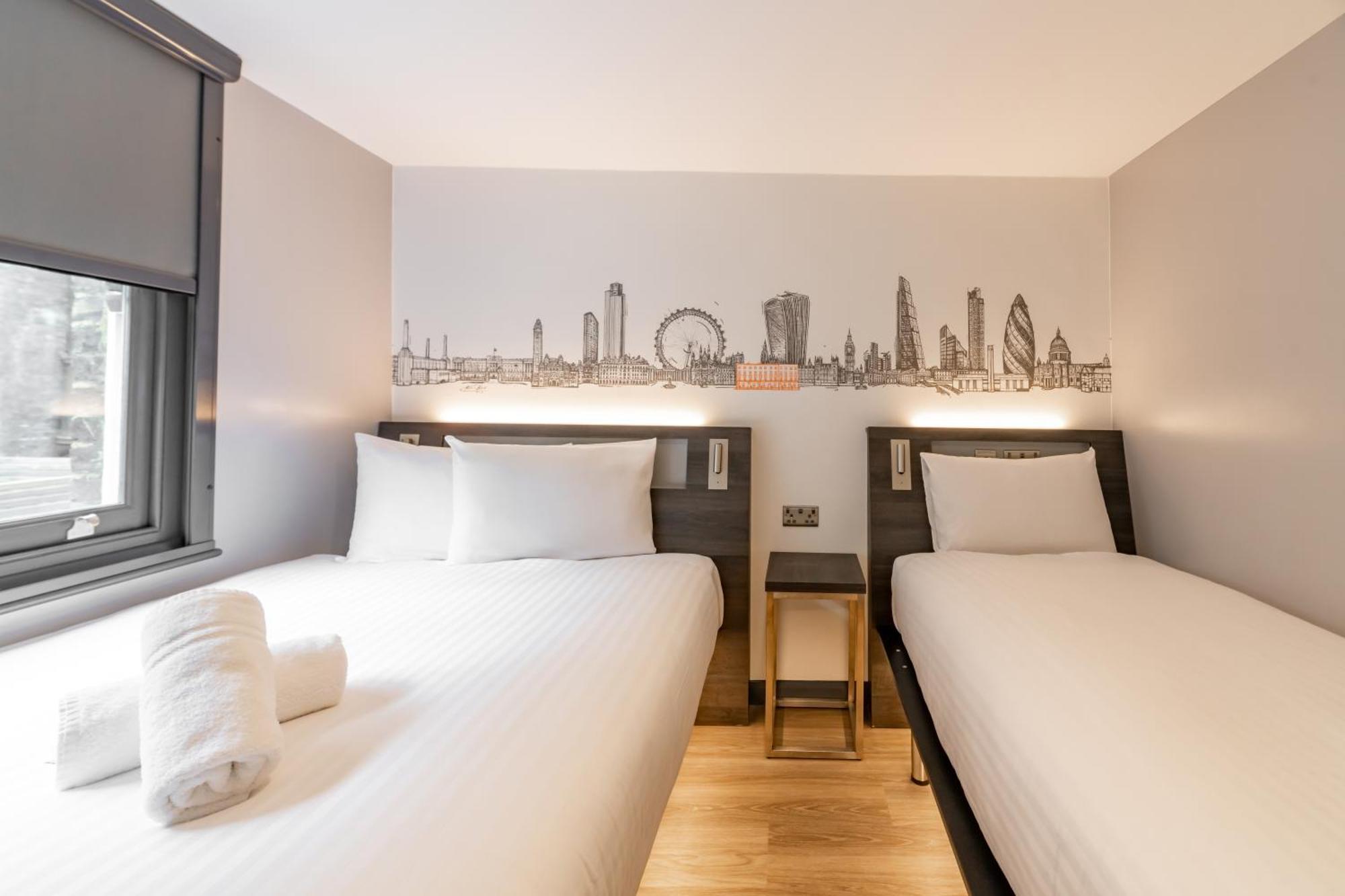 Family triple room