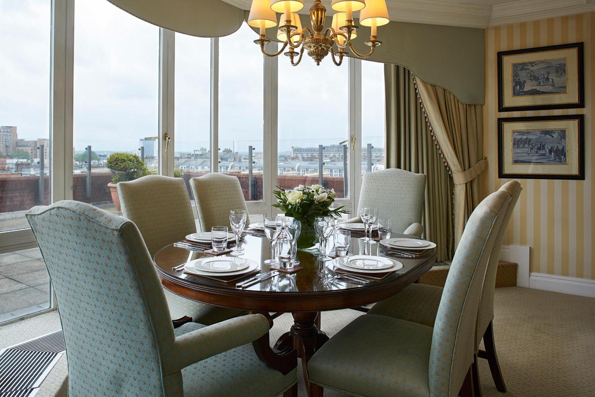 One Bedroom Penthouse Apartment