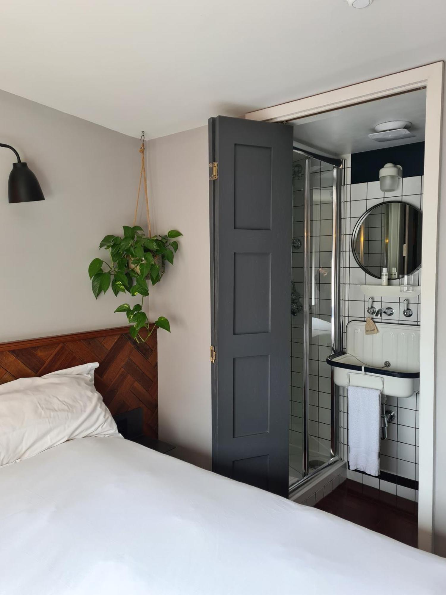 Snug Double Room