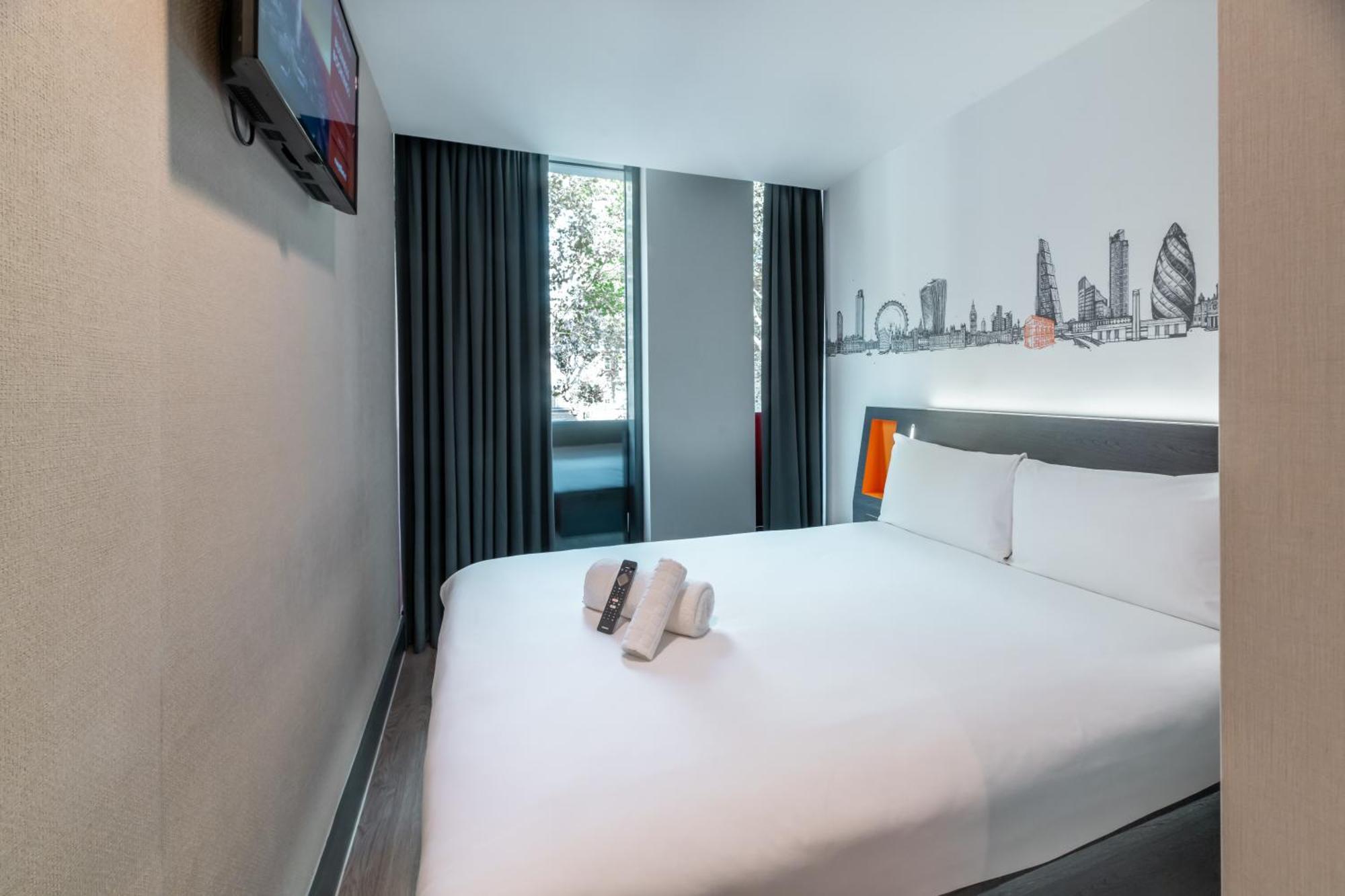 Double Room with Window