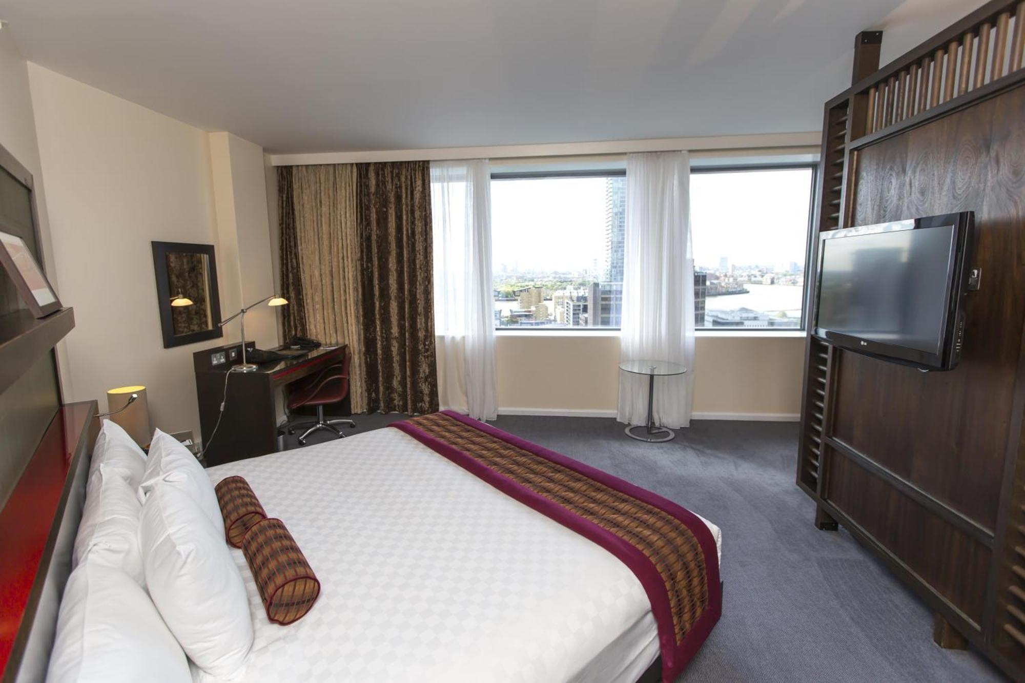 Junior Suite,1765795831:JPEG