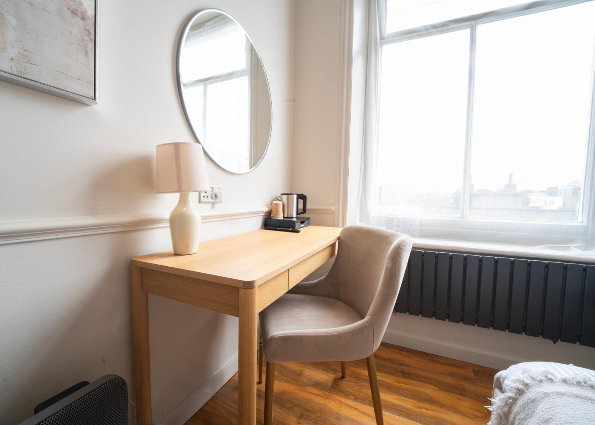 Double Room,1769475994:JPEG