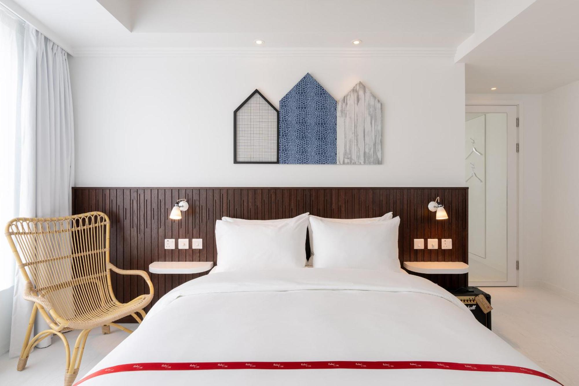 Lovely Room