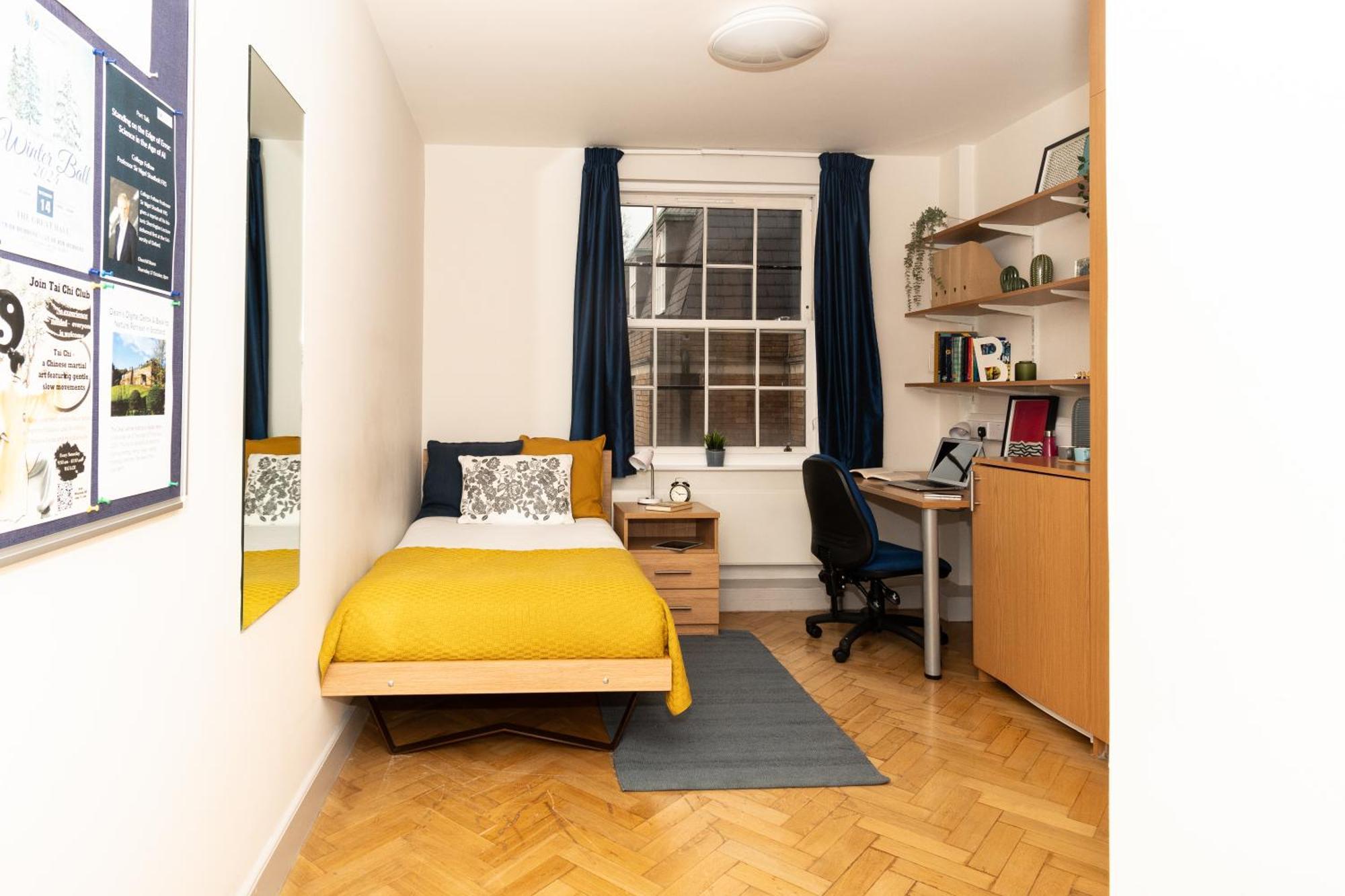 Single Room Private Bathroom