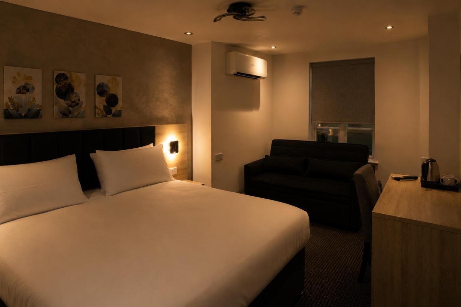Classic Triple Room