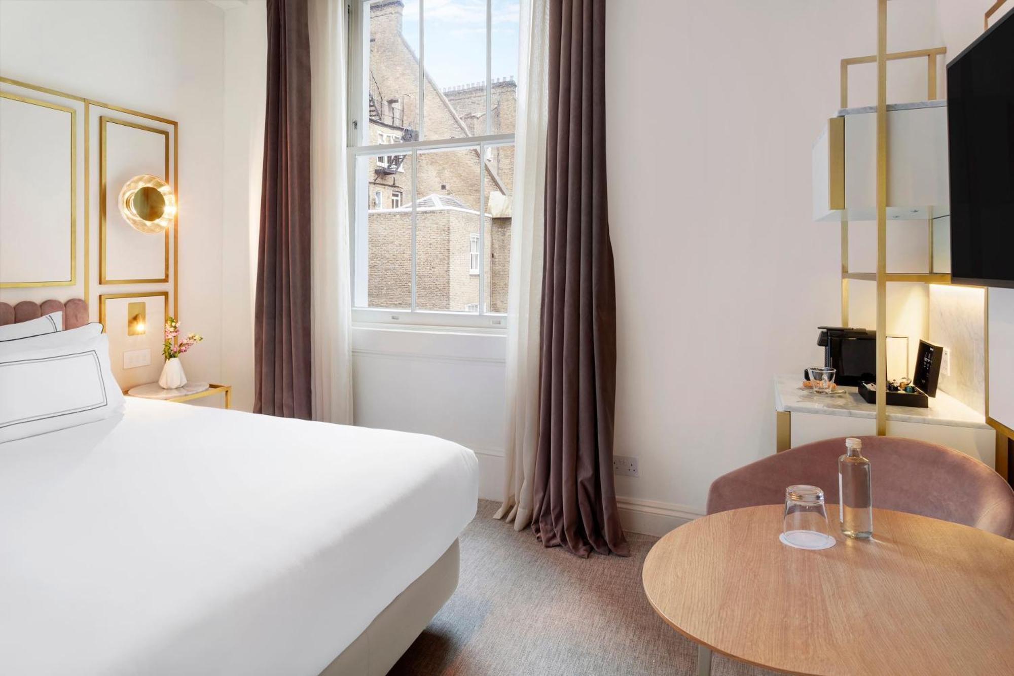 Classic Single Room