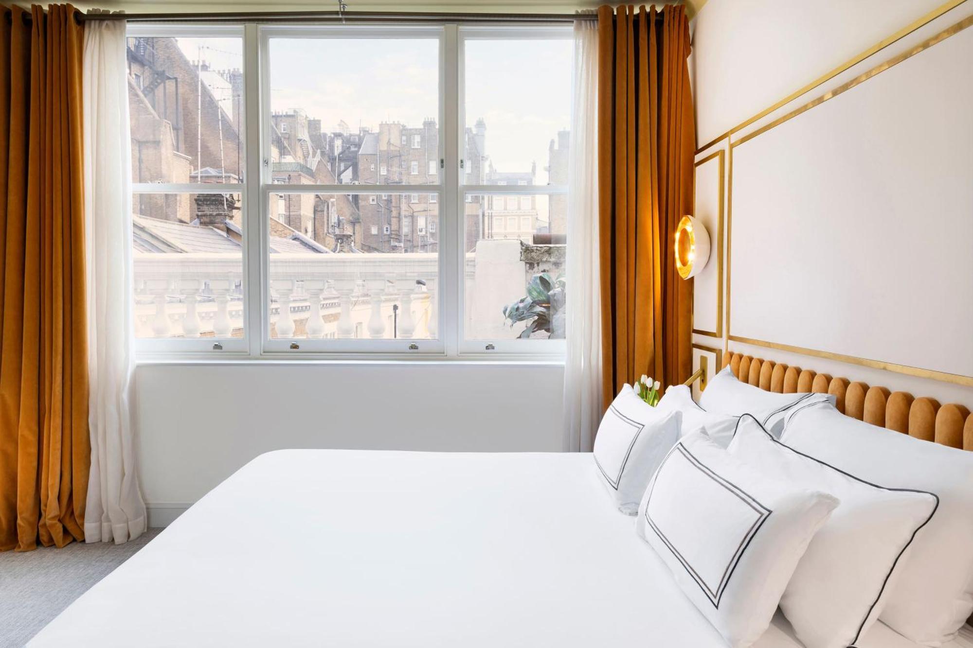 Honeysuckle Suite