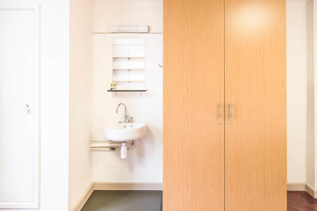 Standard Single Room Female Floor