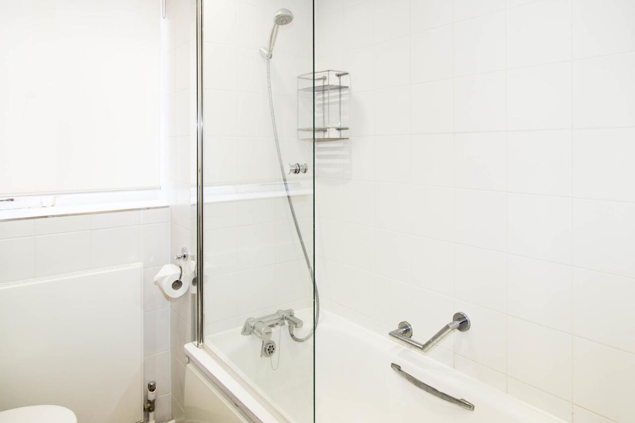 Standard Single Room Female Floor