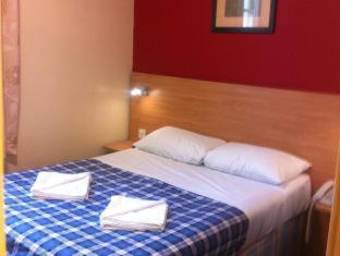 Double Room with private toilet and shower