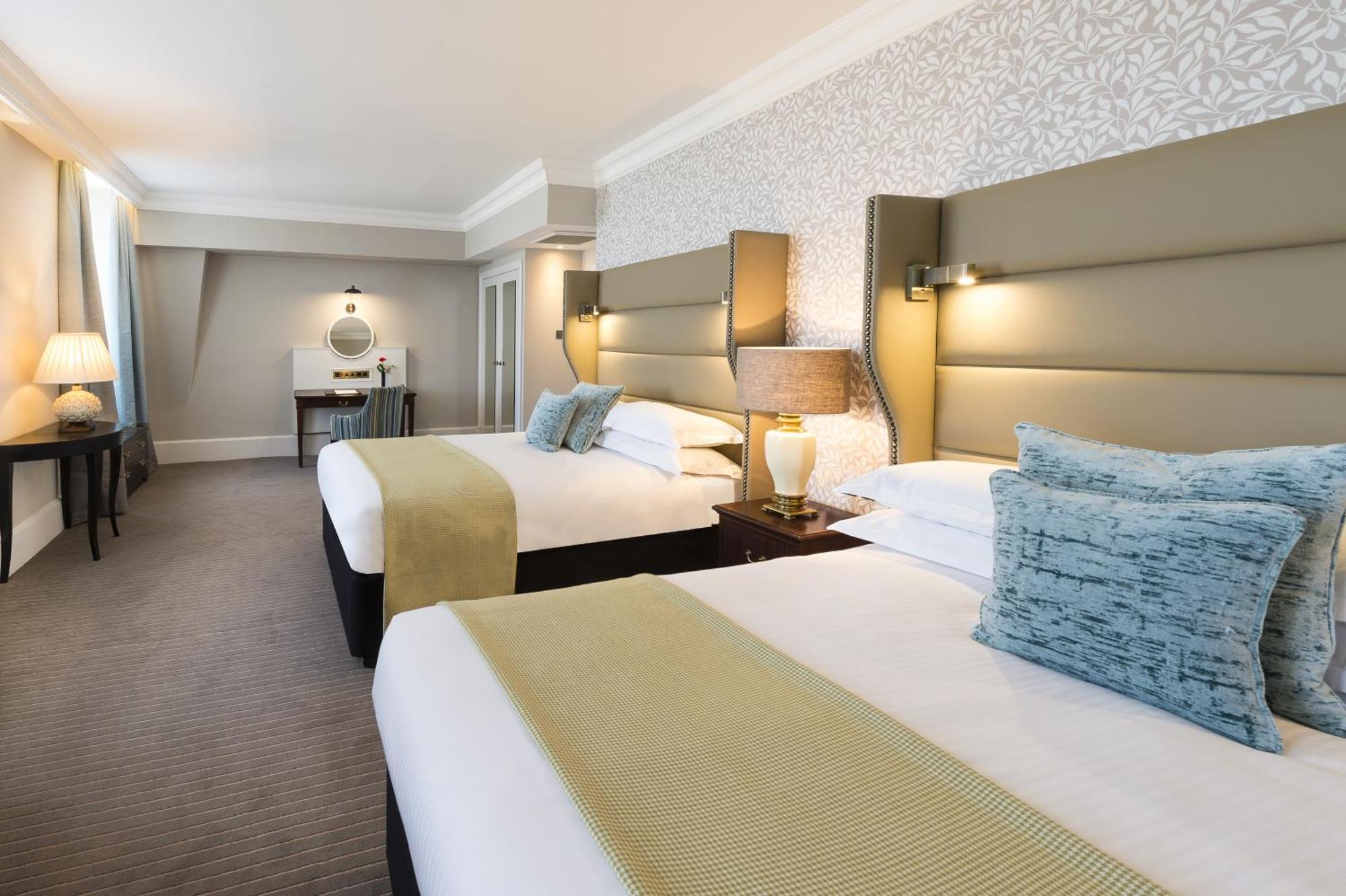 Luxury Family Room,1709730913:JPEG