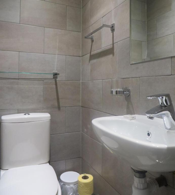 Double Room Private Bathroom