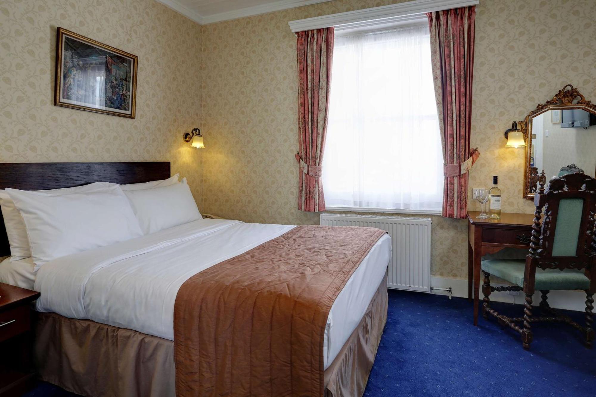 Standard Double Room,848540141:JPEG