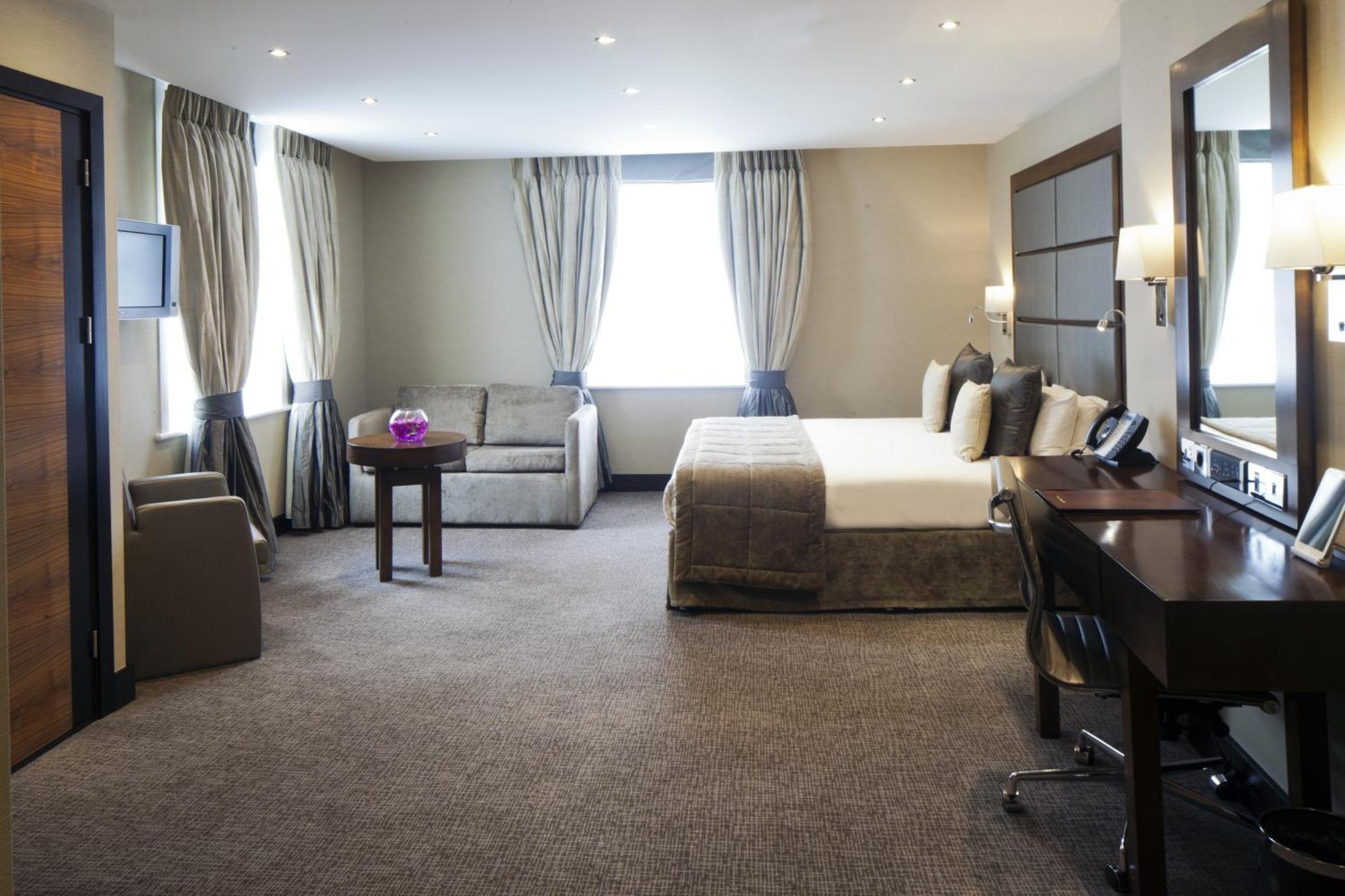 Deluxe King Room
