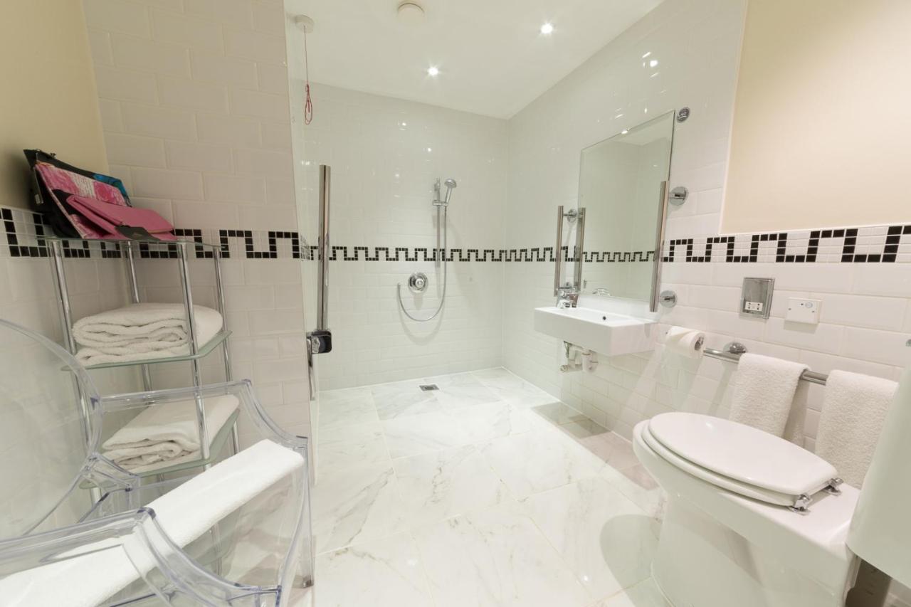Budget Double or Twin Room,1341297302:JPEG
