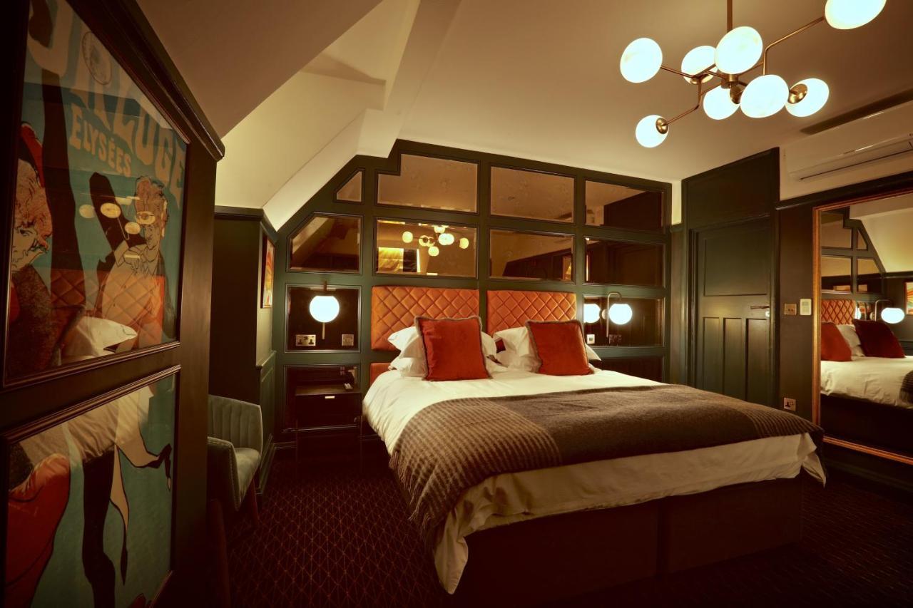 Superior King or Twin Room