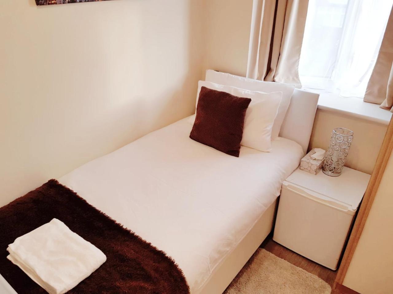 Budget Single Room