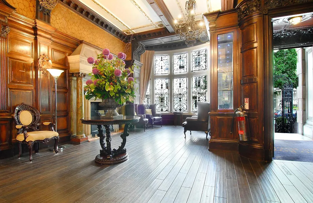 Grand Royale Hyde Park-1