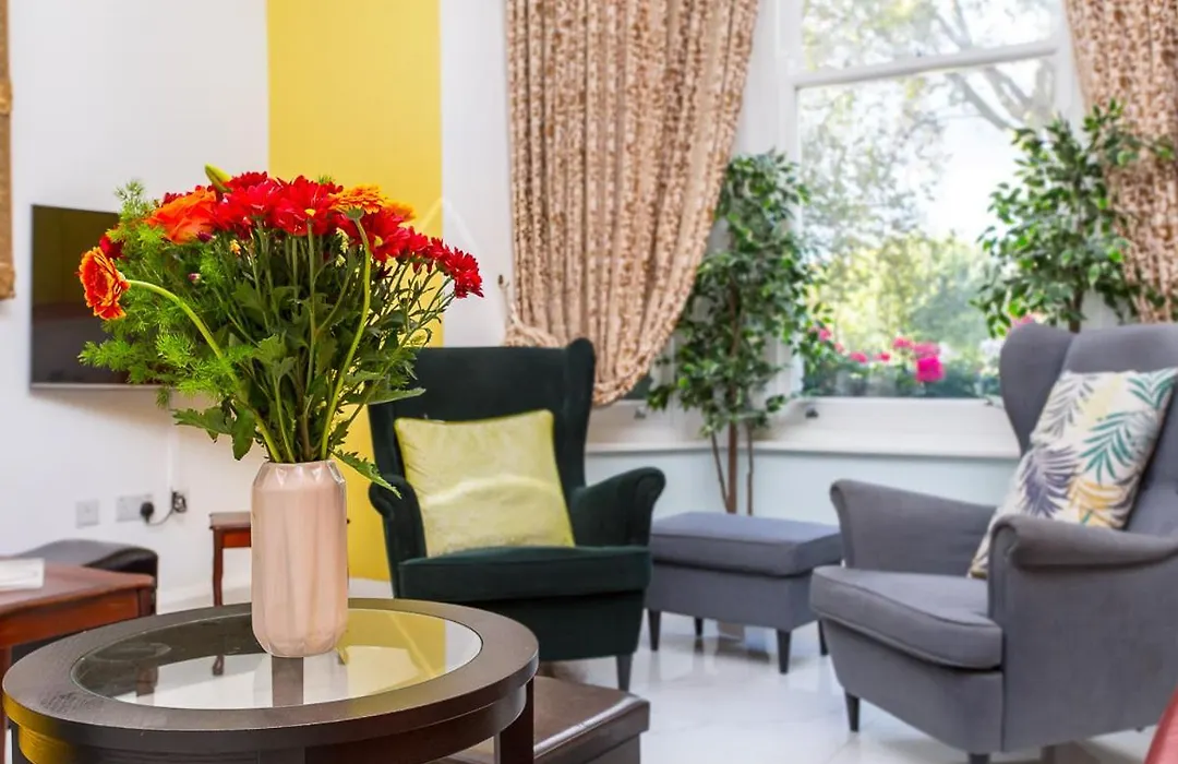 Grantly Hotel-1