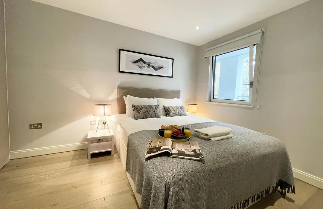 Luxury Apartments In Westminster-1