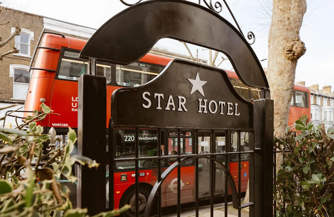 Star Hotel-1