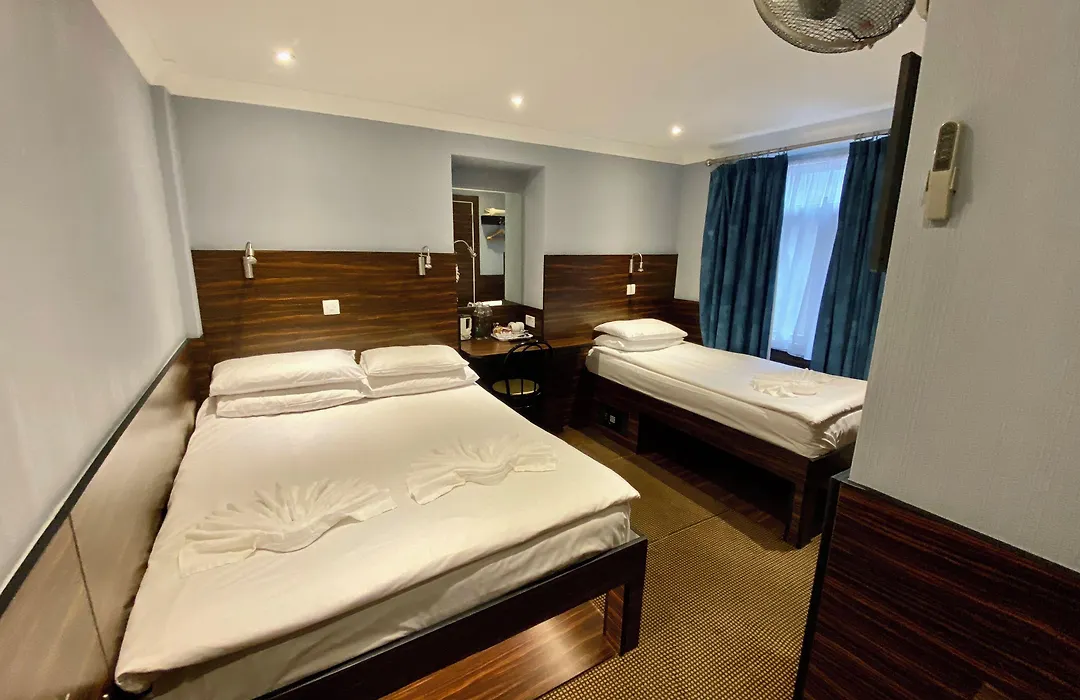 Crestfield Hotel-1