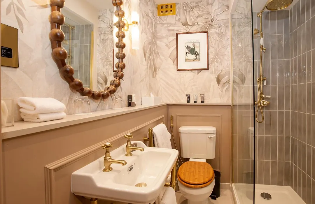 The Capital Hotel, Apartments & Townhouse - Small Luxury Hotels Of The World-1