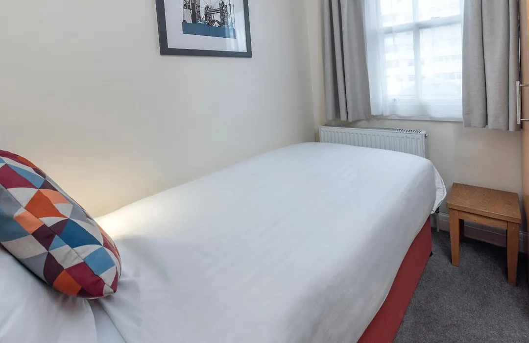 Queensway Hotel, Sure Hotel Collection By Best Western-1