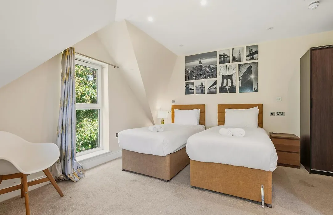 London Star Hotel-1