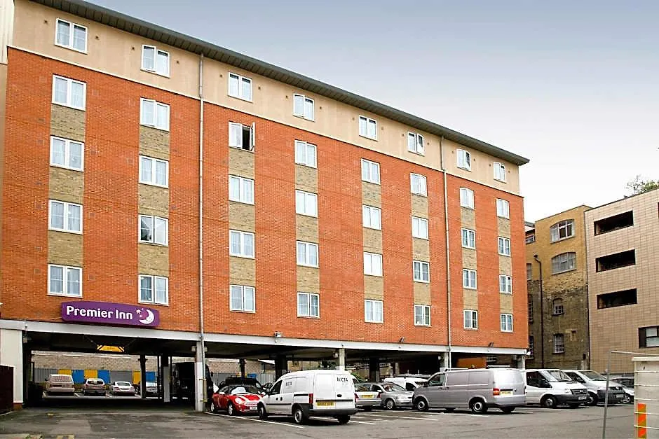 Premier Inn London Tower Bridge-1