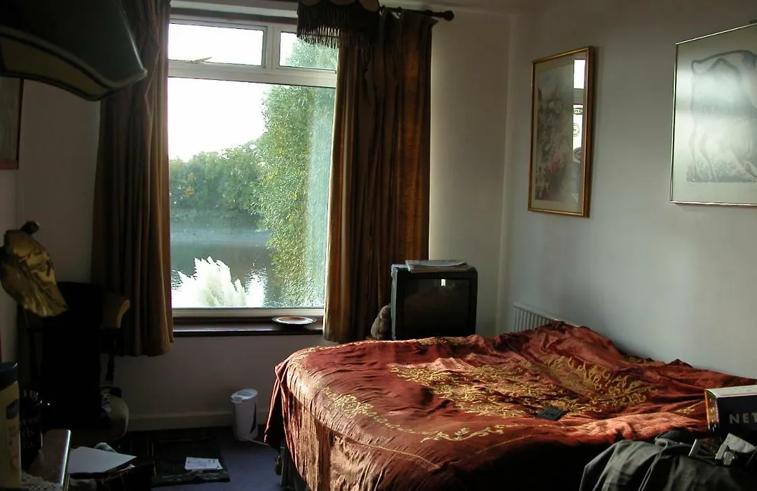 Chiswick Riviera With Free Parking-1