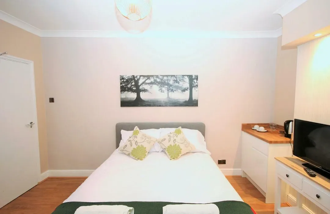 Brick Lane Guest House-1