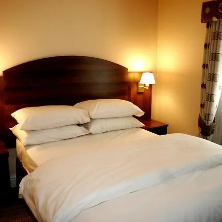 The Railway Tavern Hotel-3