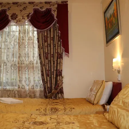 Barry House-3