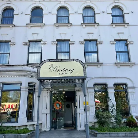 Pembury Hotel At Finsbury Park-3