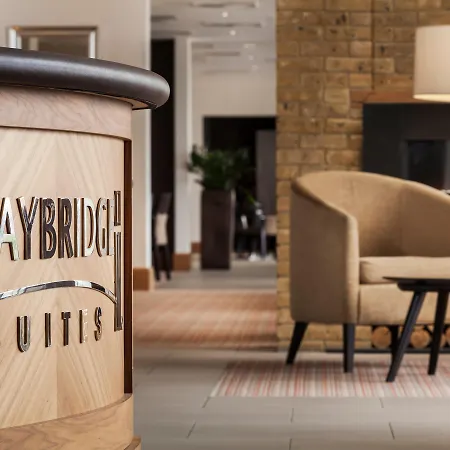 Hyatt House London Stratford - Aparthotel-2
