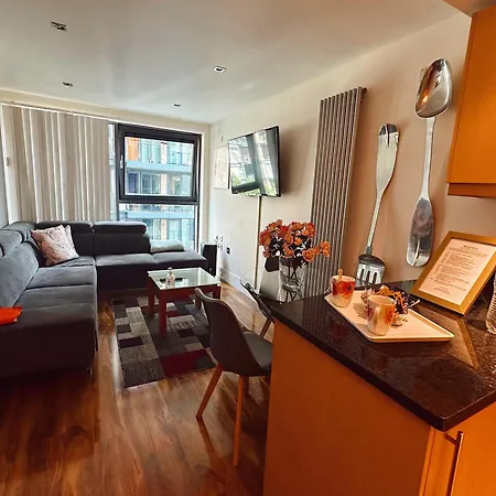 Canary Wharf - Luxury Apartments-2