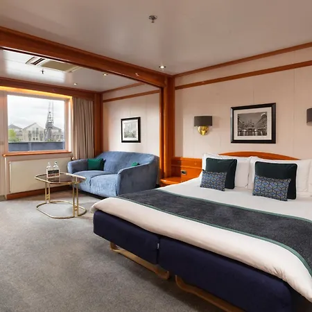 Sunborn London Yacht Hotel-2