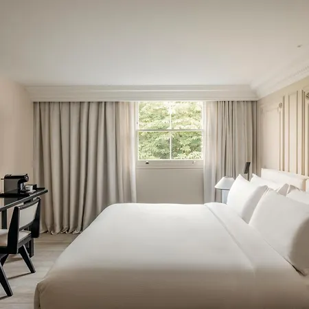 The Caesar Hotel-2