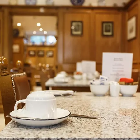 Morgan Hotel-2
