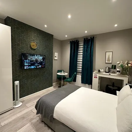 Double Room London-2