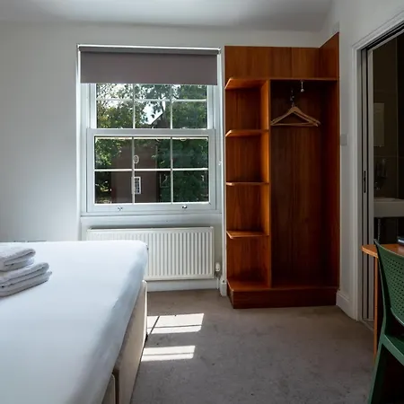 Chelsea Guest House-3