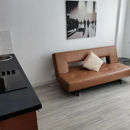 Roland House-3
