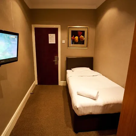 Newham Hotel-3